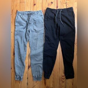 2 pairs of Men’s American Eagle Joggers